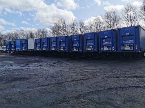 Click Here To Enlarge This Photo Of Curtain Sider Trailers