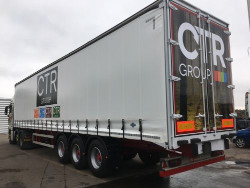 Click Here To Enlarge This Photo Of Curtain Sider Trailers