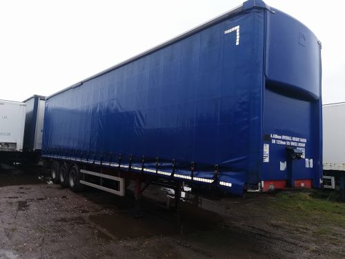 Click Here To Enlarge This Photo Of Curtain Sider Trailers
